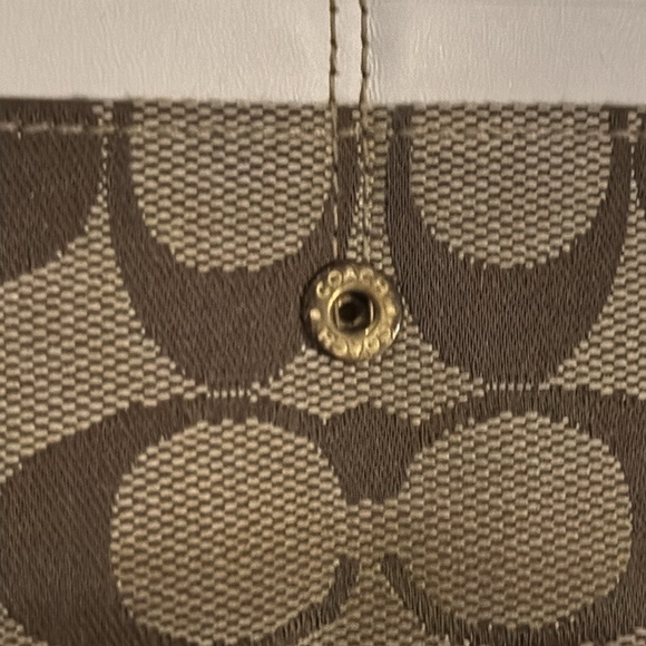 Coach Wallet - Picture 6 of 7